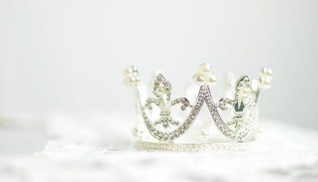 crown 1866986 340