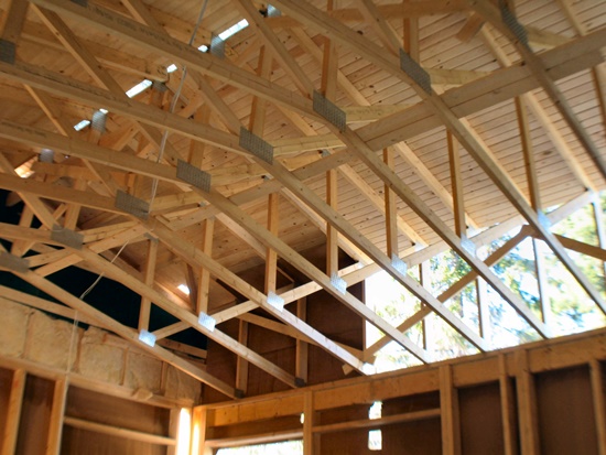 The 2 Main Advantages of Roof Trusses